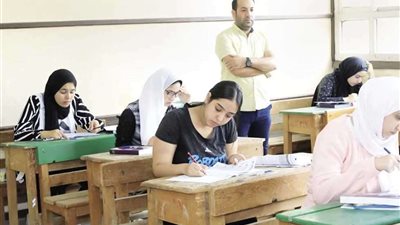 تداول أسئلة امتحانات الشهادة الإعدادية على جروبات الغش الإلكتروني ومديريات التعليم تحذر