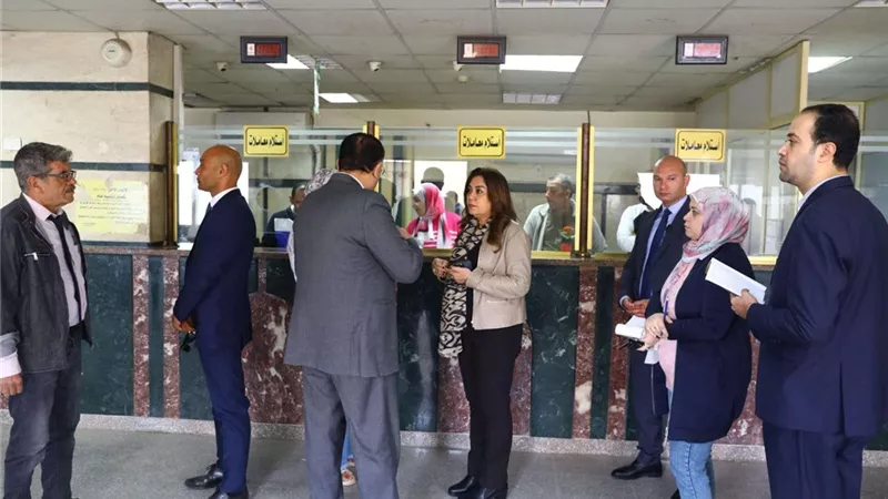 وزيرة التنمية المحلية تتابع ملف التصالح وتتفقد الخدمات بحي مصر القديمة