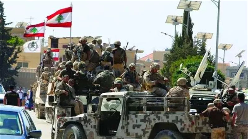 الجيش اللبناني يُعزز وجوده بمناطق حدودية بعد تصاعد التوترات