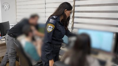 القبض على جنديين احتياطيين بتهمة التجسس لصالح إيران