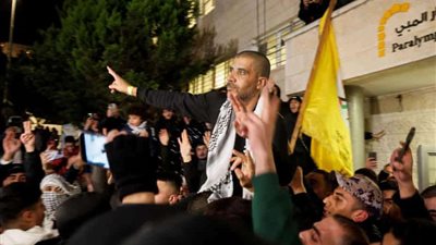 حماس تعلن إطلاق سراح ثلاثة رهائن إسرائيليين بعد احتجازهم لأشهر