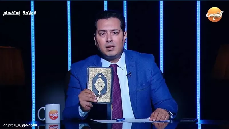 مصعب العباسي يعلن مفاجأة بعد حديثه مع المذيعة آلاء عبد العزيز