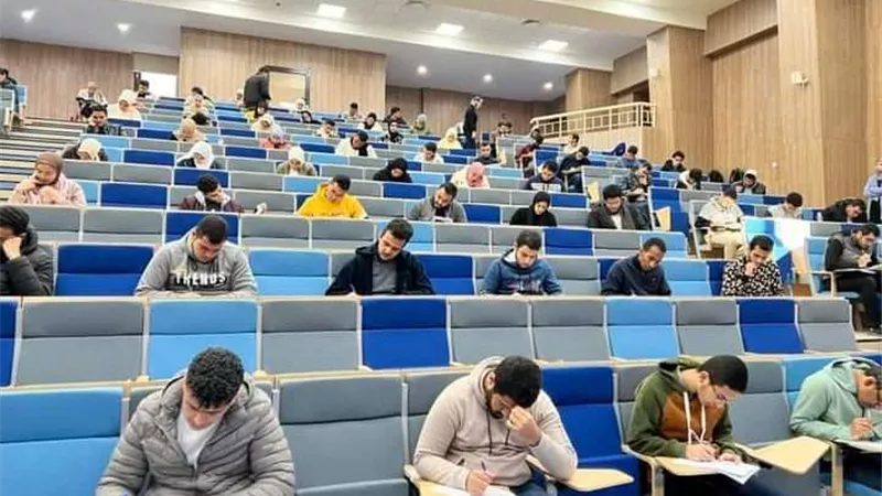 صيانة وتجهيز المدرجات.. تفاصيل استعدادات كلية هندسة المطرية بحلوان للترم الثاني 2025| خاص