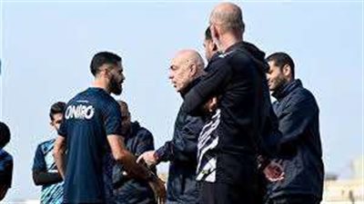 مران الزمالك.. جروس يعقد جلسة مع اللاعبين استعدادًا لمباراة الإسماعيلي