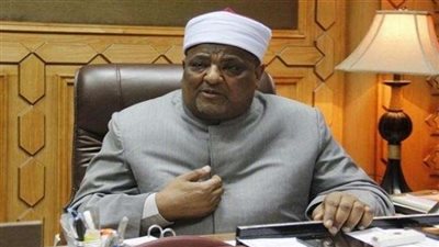 عباس شومان يبرز مكانة المرأة فى ندوة 