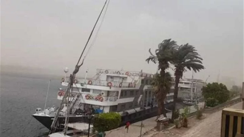 إغلاق الملاحة النهرية في أسوان بسبب سوء الأحوال الجوية ورفع درجة الاستعداد القصوى