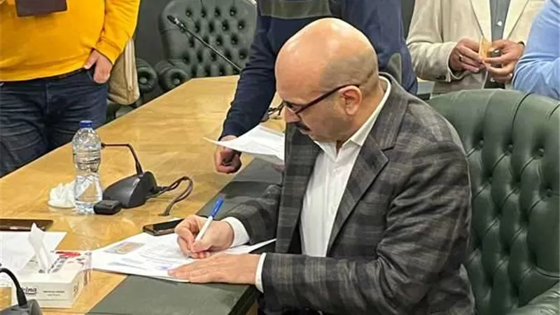 محمد سعد عبد الحفيظ وعمرو بدر يتقدمان بأوراق ترشحهما لعضوية مجلس نقابة الصحفيين