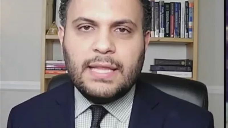 خطة ترامب لشراء غزة: مناورة سياسية أم مشروع قابل للتنفيذ؟ 