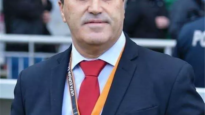 البرتغالي جوزيه بيسيرو يصل القاهرة لتولي قيادة الزمالك رسميًا