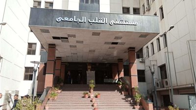 فريق طبي بجامعة أسيوط ينجح في إنقاذ حياة شاب أصيب بطلق ناري نافذ بالصدر