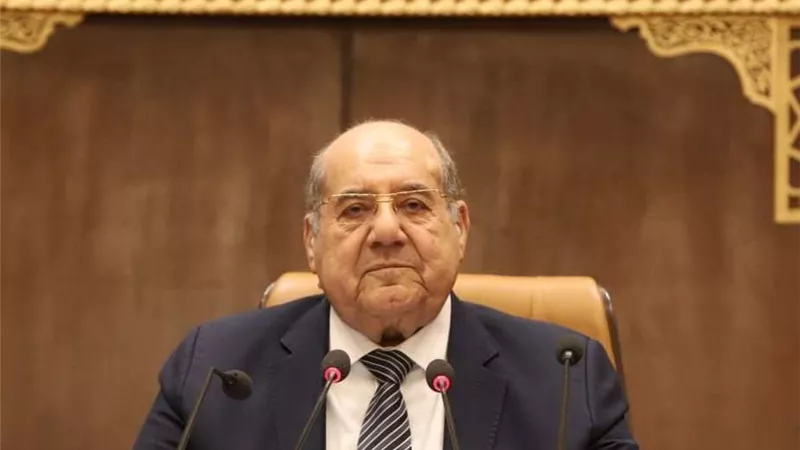 مجلس الشيوخ يرحب بوفد طلابي خلال حضوره الجلسة العامة