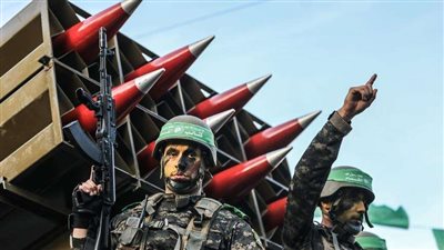 صحيفة إسرائيلية: حماس تعيد بناء قوتها العسكرية