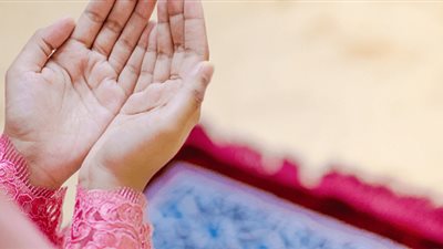 أدعية يومية مستجابة في شهر رمضان.. رددها الآن