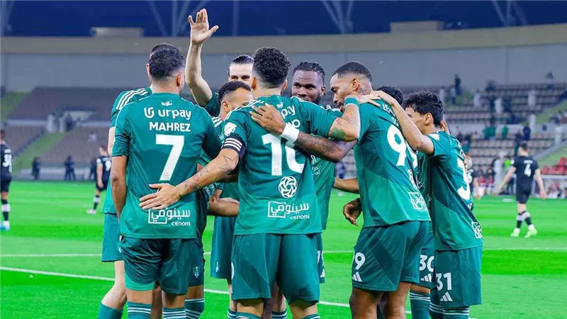 أبرزهم رياض محرز.. 4 غيابات بصفوف الأهلي السعودي أمام القادسية في الدوري