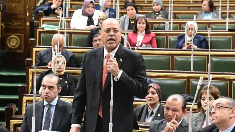 وزير العمل يستعرض أمام البرلمان فلسفة التشريع المطلوبة في قانون العمل الجديد