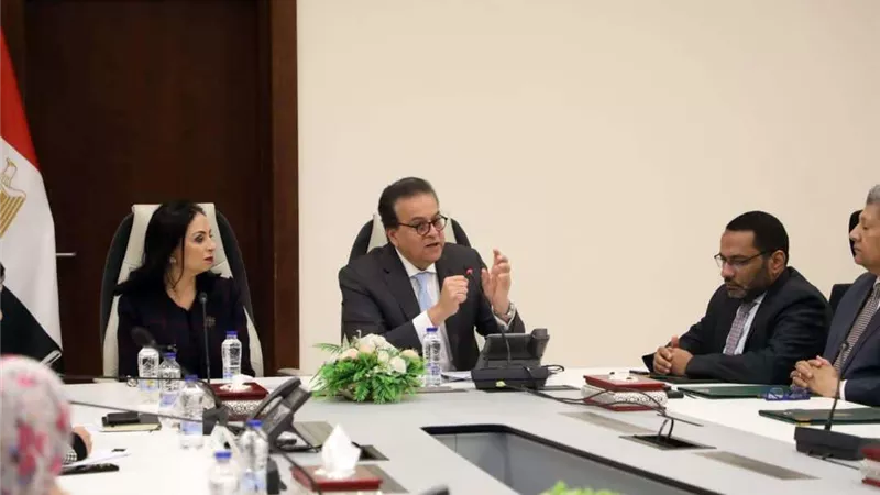 بروتوكول تعاون بين الصحة والتضامن والجمعية العالمية لأندية 