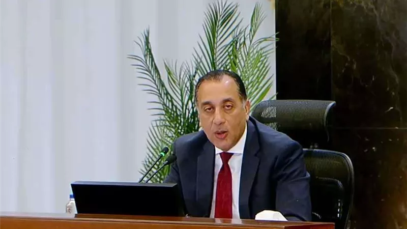 بعد اعتمادها خطة مصر.. مجلس الوزراء يشيد ببيان القمة العربية