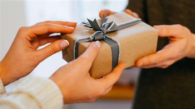 أسعار هدايا عيد الأم بـ 200 جنيه.. أفكار رائعة لإسعاد ست الحبايب