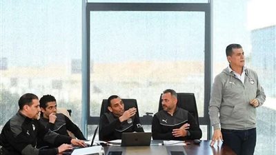 صافرة مصرية تغزو الملاعب التونسية.. احمد الغندور حكماً لمباراة الترجي و شبيبة عمران