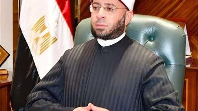 وزير الأوقاف يفصح عن أهمية تطوير وصيانة المساجد التاريخية