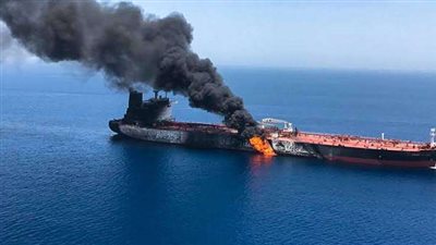 نيران البحر الأحمر.. الحوثيون يضربون 