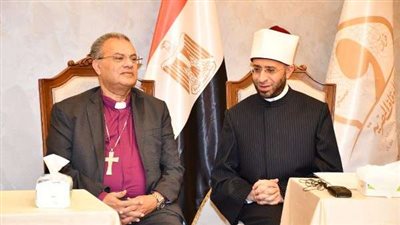 في إطار تعزيز روح الإخاء بين أبناء الوطن.. وزير الأوقاف يستقبل رئيس الطائفة الإنجيلية