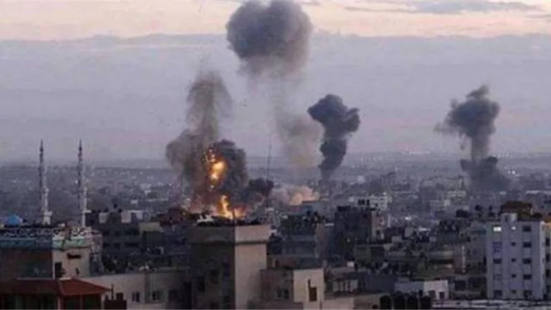 ليلة دامية في غزة.. 86 شهيدًا وعشرات الجرحى والبيت الأبيض يؤكد استشارته في الغارات