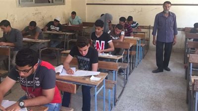 مواعيد امتحانات الفصل الدراسي الثاني 2025 لصفوف النقل.. تفاصيل جديدة حول الجدول الزمني