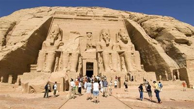 وزارة السياحة والآثار: تشكيل غرفة عمليات لمراقبة سير العمل واستقبال الزائرين خلال العيد