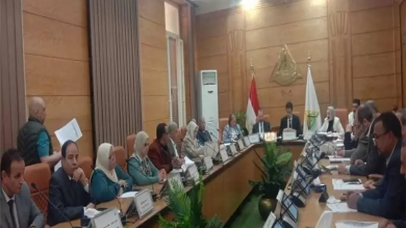 جامعة بنها تواكب التطوير الشامل: تهنئة رئاسية واستعدادات مكثفة لما بعد العيد