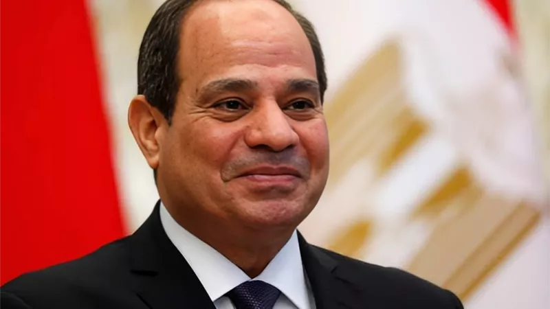 عاجل.. الرئيس السيسي يصل مسجد المشير لأداء صلاة عيد الفطر