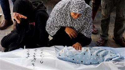 استشهاد 70 فلسطينيا بينهم 9 أطفال في قصف إسرائيلي على قطاع غزة