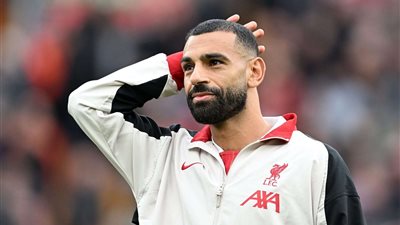 مدرب ليفربول يعلق على تراجع مستوى محمد صلاح
