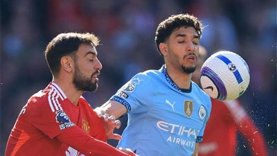 البريميرليج.. السيتي يفرط في المركز الرابع بعد تعادله سلبيا مع مانشستر يونايتد