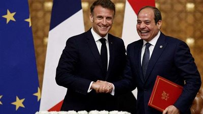 السيسي وماكرون يشاهدان فيلمًا تسجيليًا عن العلاقات التاريخية بين مصر وفرنسا
