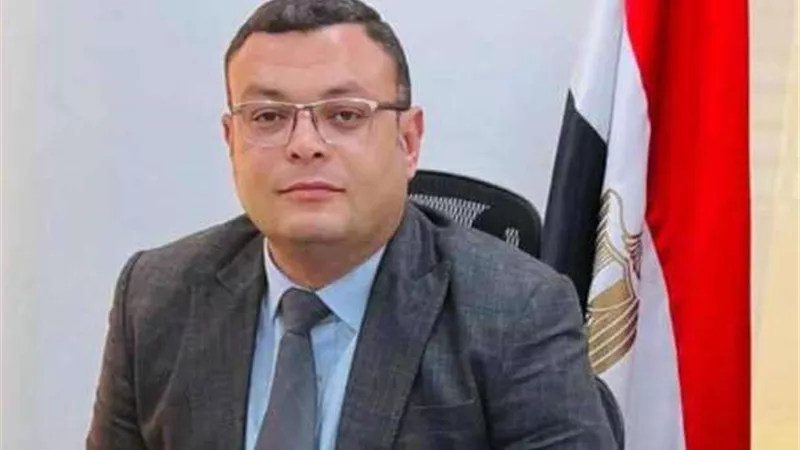 شريف الشربيني يشرف على تنفيذ مشروعات الإسكان في حدائق العاصمة