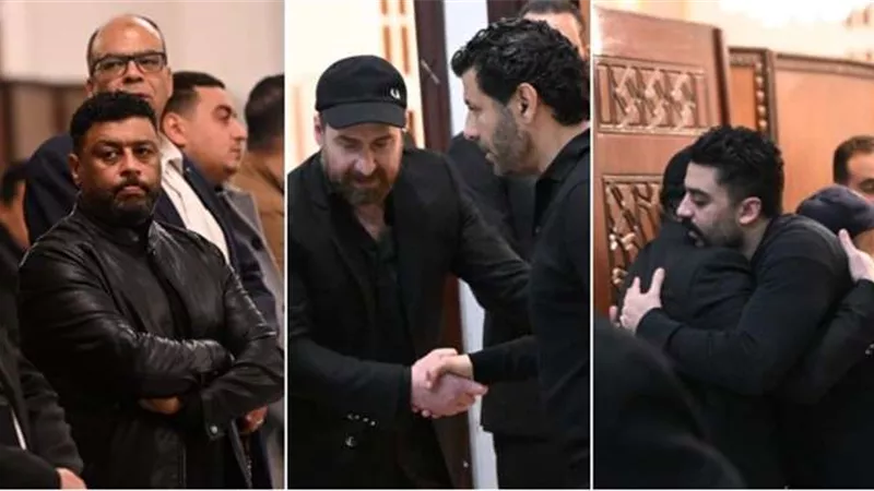سلاف فواخرجي تقدم واجب العزاء في زوجة الفنان نضال الشافعي