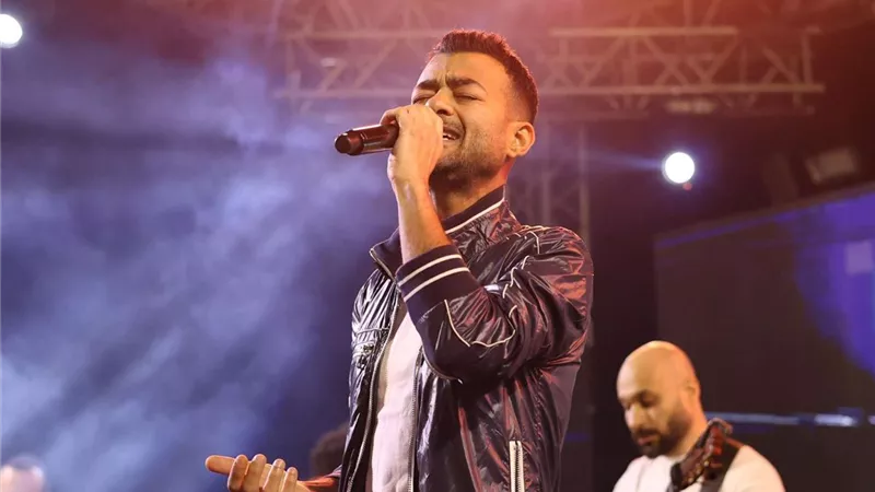 بالصور.. هيثم شاكر يشعل حماسة جمهوره بحفله في الإسكندرية