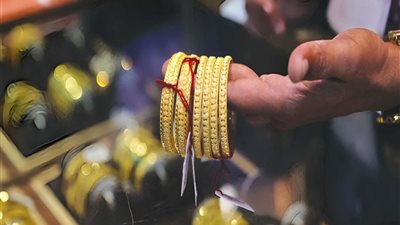 ارتفاع كبير في سعر الذهب اليوم بمحال الصاغة.. عيار 18 يقترب من 4000 جنيه للجرام