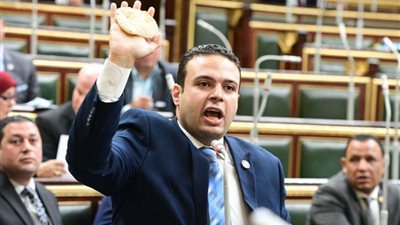 برلماني: الحكومة تنظر إلى المواطن كأنه ماكينة ATM
