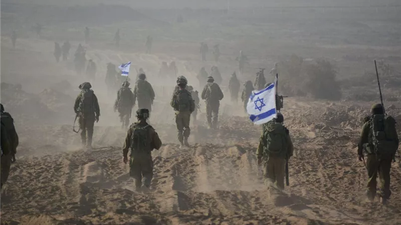بعد إخلاء رفح الفلسطينية والتمركز بمحور موراغ.. إسرائيل تعتزم احـ ـتلال قطاع غزة بالكامل