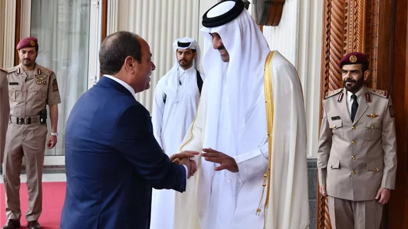 الرئيس السيسي وأمير قطر يؤكدان رفضهما القاطع لتهجير الفلسطينيين من أرضهم