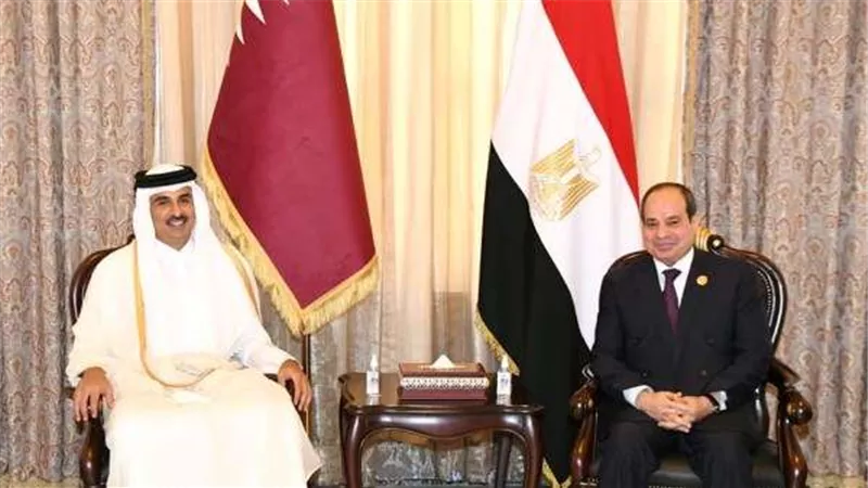 الرئيس السيسي وأمير قطر يبحثان وقف إطلاق النار في غزة وتعزيز التعاون الثنائي