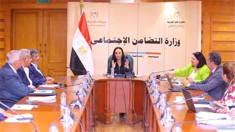 صرف معاشات 