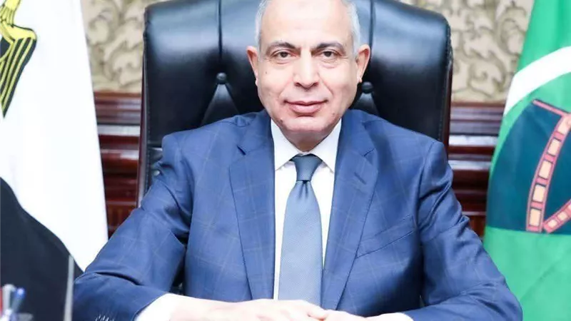 درسه من كل الجوانب.. محافظ المنيا يوضح اسباب منع استخدام سيارات البيك أب