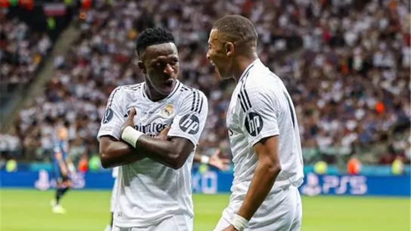 دوري أبطال أوروبا.. مبابي وفينيسيوس يقودان تشكيل الملكي أمام آرسنال