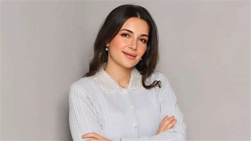 ابنة أصالة تعلق للمرة الأولى على قرار إغلاق مركزها الطبي