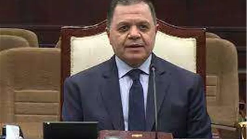 وزير الداخلية يهنئ الرئيس السيسي والقوات المسلحة بذكرى تحرير سيناء الـ43