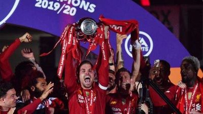 للمرة 20 في تاريخه.. ليفربول يتوج بلقب الدوري الإنجليزي بفوزه على توتنهام