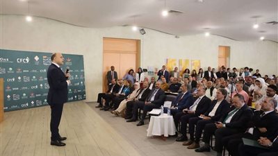 محافظة كفر الشيخ تشارك في منتدى شهادات الكربون واقتصاد المحبة بجامعة هليوبوليس بالقاهرة